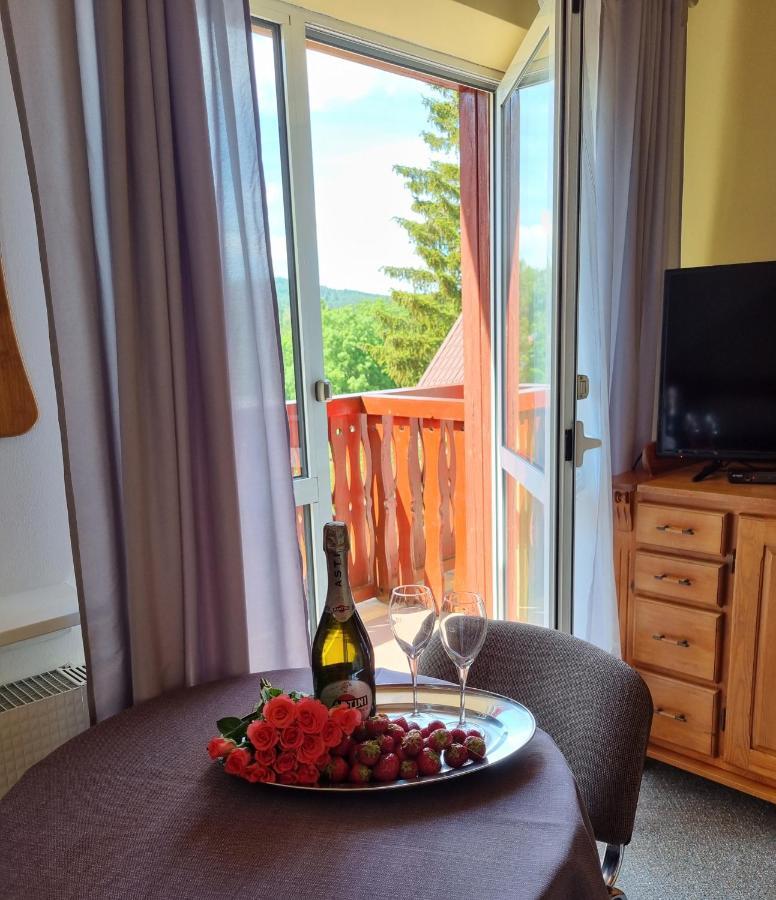 Hotel Karkonosze Karpacz Esterno foto