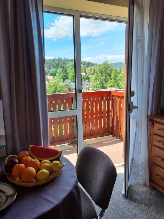 Hotel Karkonosze Karpacz Esterno foto